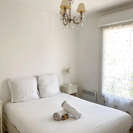 Beau 2 Pieces Au Centre De - Parking Cannes